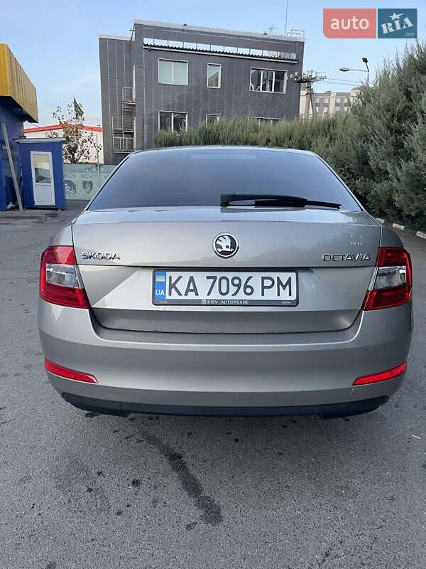 Лифтбек Skoda Octavia 2014 в Киеве