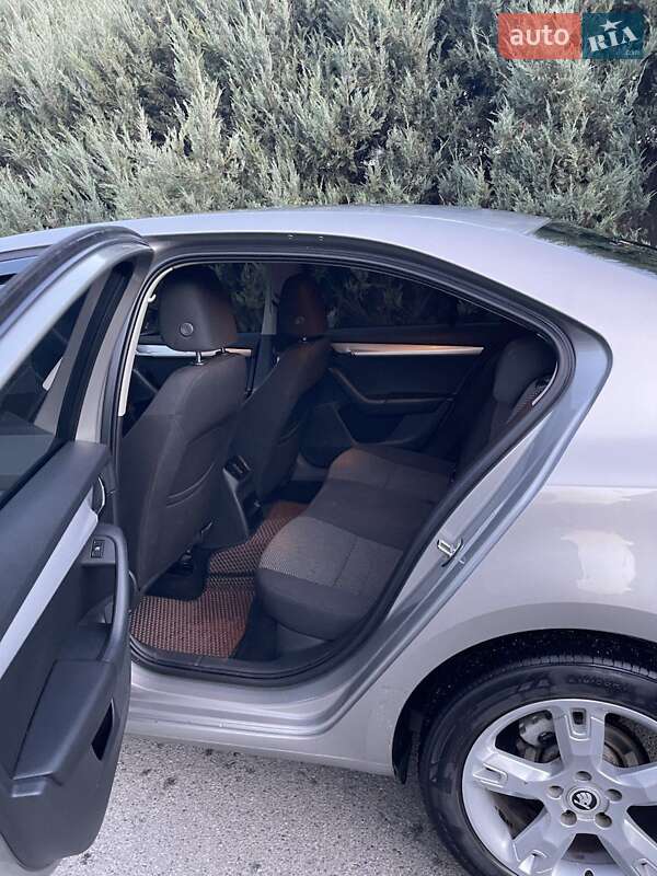 Лифтбек Skoda Octavia 2014 в Киеве