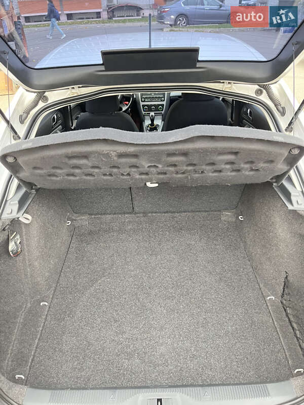 Лифтбек Skoda Octavia 2012 в Киеве