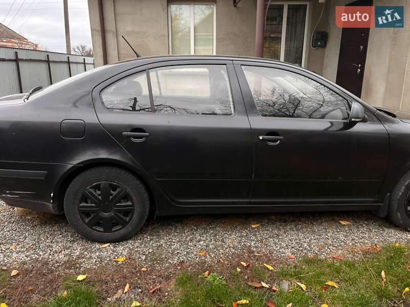 Лифтбек Skoda Octavia 2011 в Шполе