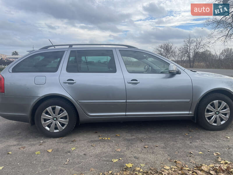 Универсал Skoda Octavia 2012 в Шполе