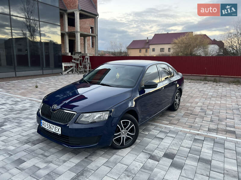 Лифтбек Skoda Octavia 2013 в Тячеве