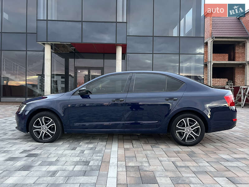 Лифтбек Skoda Octavia 2013 в Тячеве