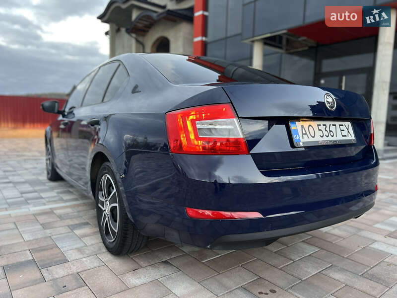 Лифтбек Skoda Octavia 2013 в Тячеве