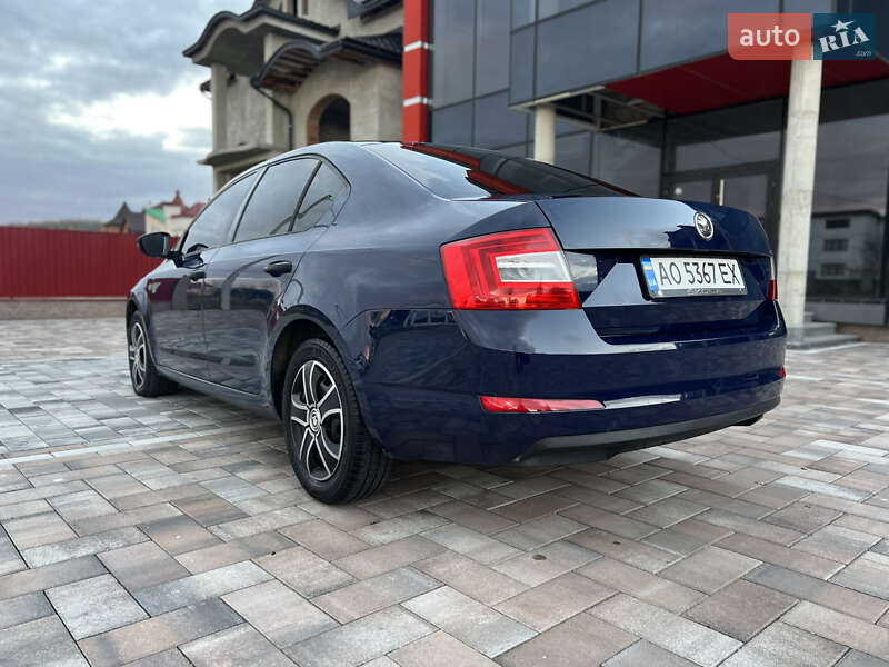 Лифтбек Skoda Octavia 2013 в Тячеве