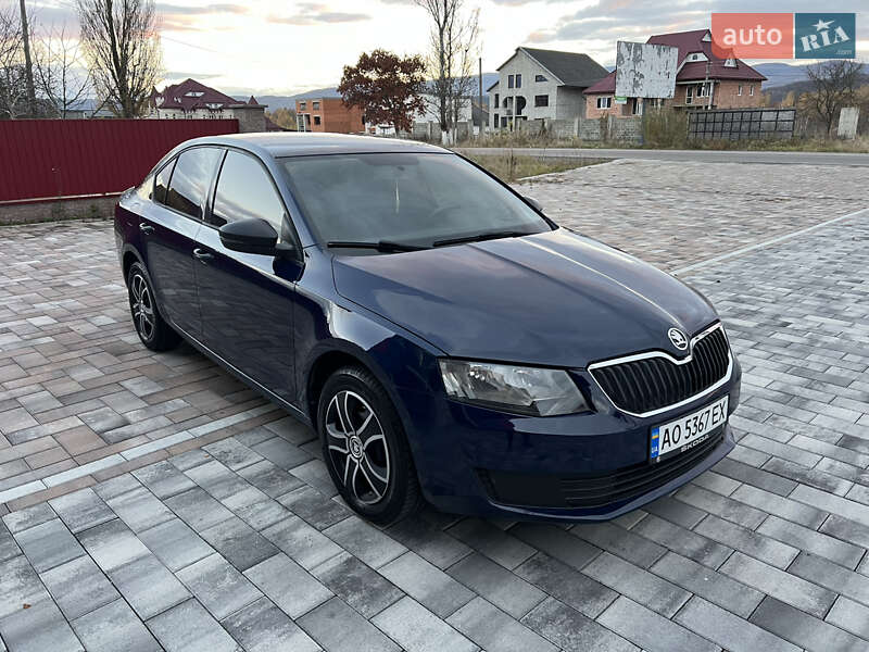 Лифтбек Skoda Octavia 2013 в Тячеве