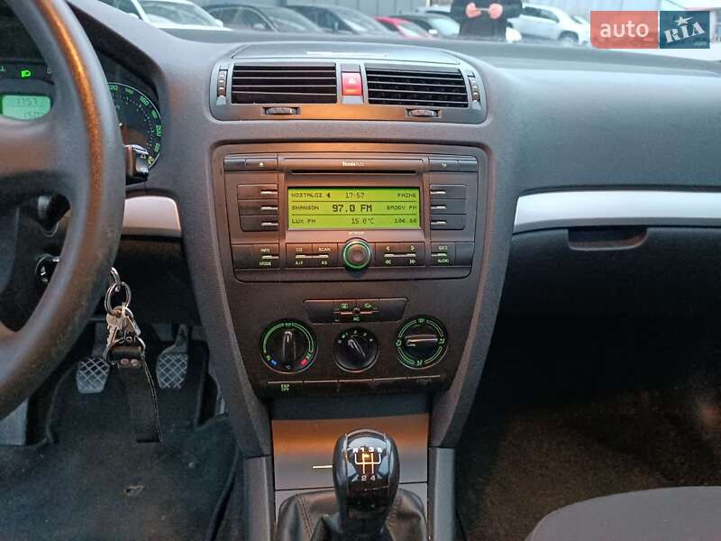 Лифтбек Skoda Octavia 2004 в Львове фото 17 Лифтбек Skoda Octavia 2004 в Львове