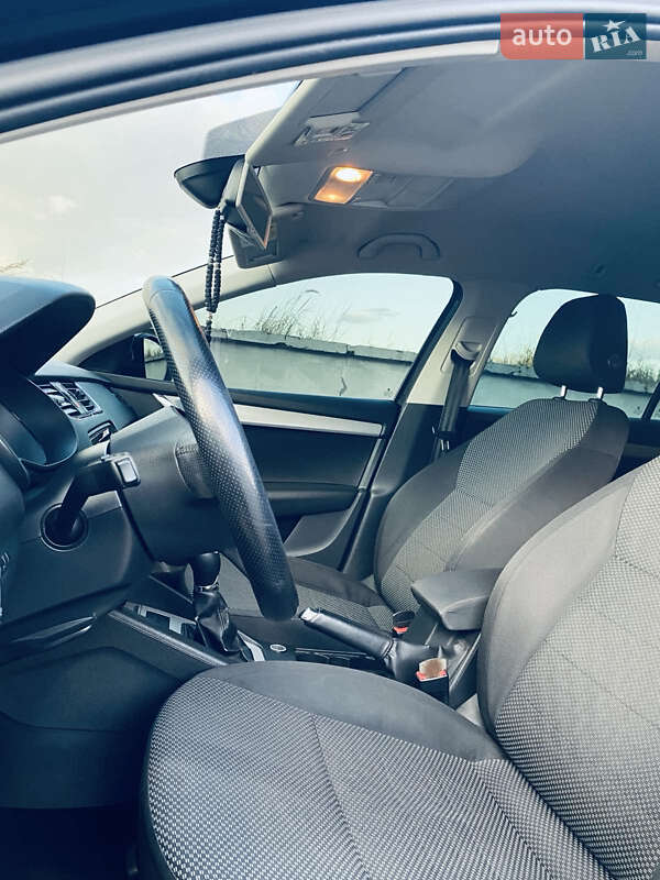 Универсал Skoda Octavia 2014 в Ужгороде фото 24 Универсал Skoda Octavia 2014 в Ужгороде