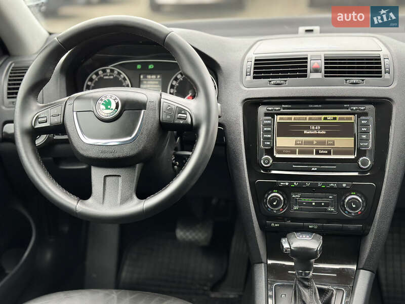 Универсал Skoda Octavia 2011 в Староконстантинове