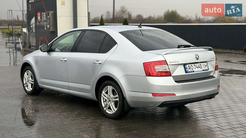 Лифтбек Skoda Octavia 2013 в Хусте