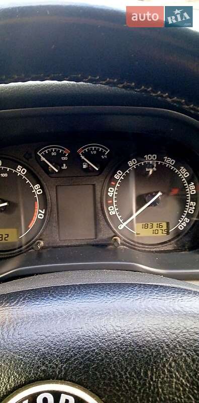 Лифтбек Skoda Octavia 2008 в Краснокутске