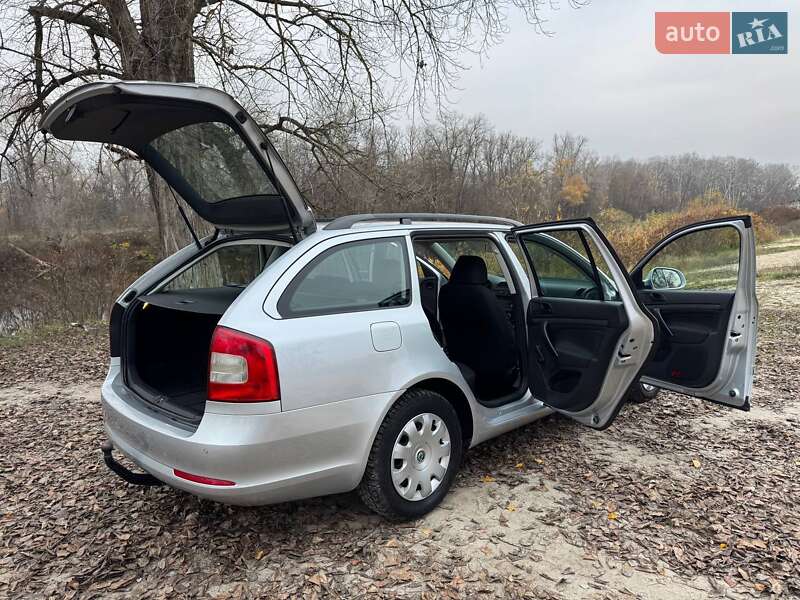 Универсал Skoda Octavia 2009 в Полтаве