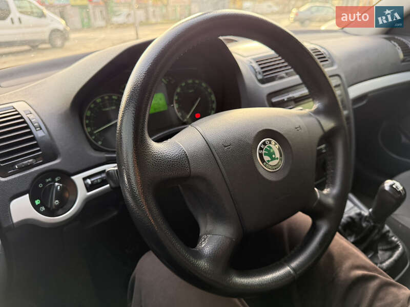Лифтбек Skoda Octavia 2008 в Чернигове фото 6 Лифтбек Skoda Octavia 2008 в Чернигове