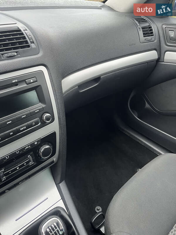 Универсал Skoda Octavia 2010 в Львове фото 71 Универсал Skoda Octavia 2010 в Львове