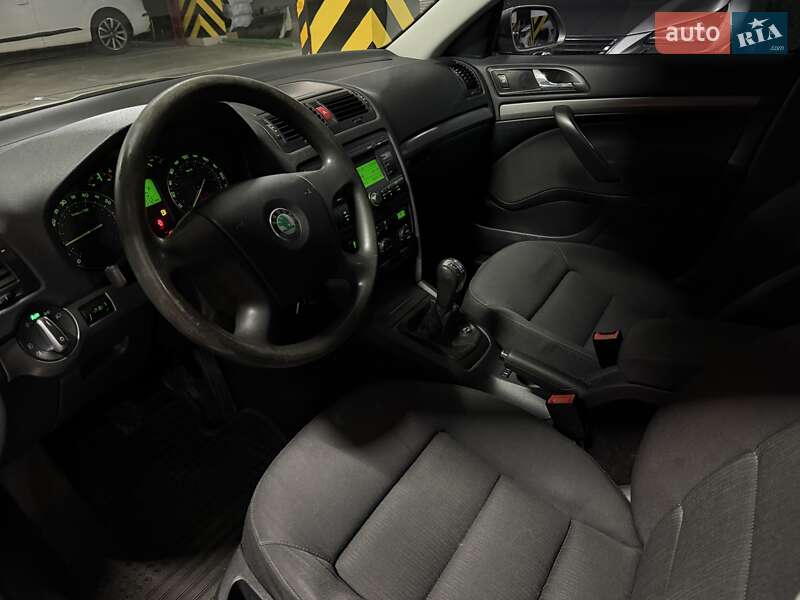 Лифтбек Skoda Octavia 2005 в Киеве фото 16 Лифтбек Skoda Octavia 2005 в Киеве