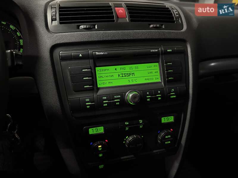 Лифтбек Skoda Octavia 2005 в Киеве фото 23 Лифтбек Skoda Octavia 2005 в Киеве