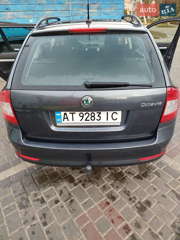 Универсал Skoda Octavia 2010 в Бахмаче