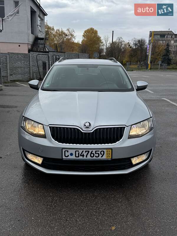 Универсал Skoda Octavia 2013 в Каменке