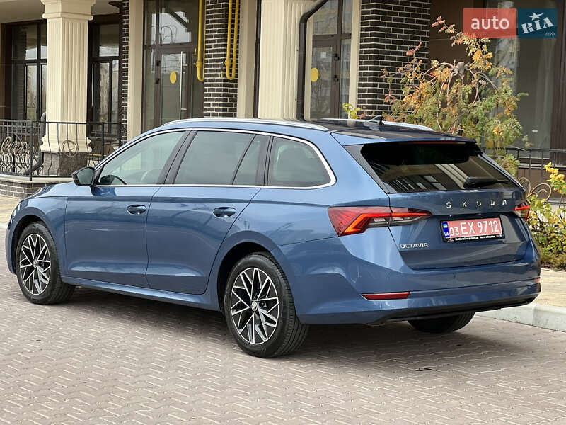Универсал Skoda Octavia 2021 в Киеве