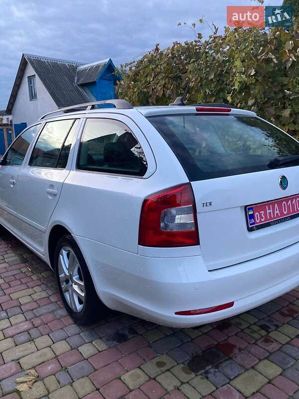 Универсал Skoda Octavia 2012 в Ровно фото 6 Универсал Skoda Octavia 2012 в Ровно