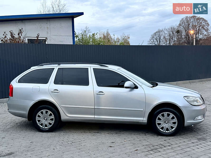 Универсал Skoda Octavia 2011 в Львове