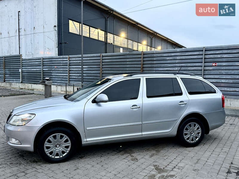 Универсал Skoda Octavia 2011 в Львове