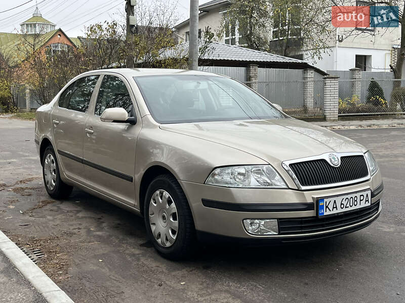 Лифтбек Skoda Octavia 2005 в Киеве
