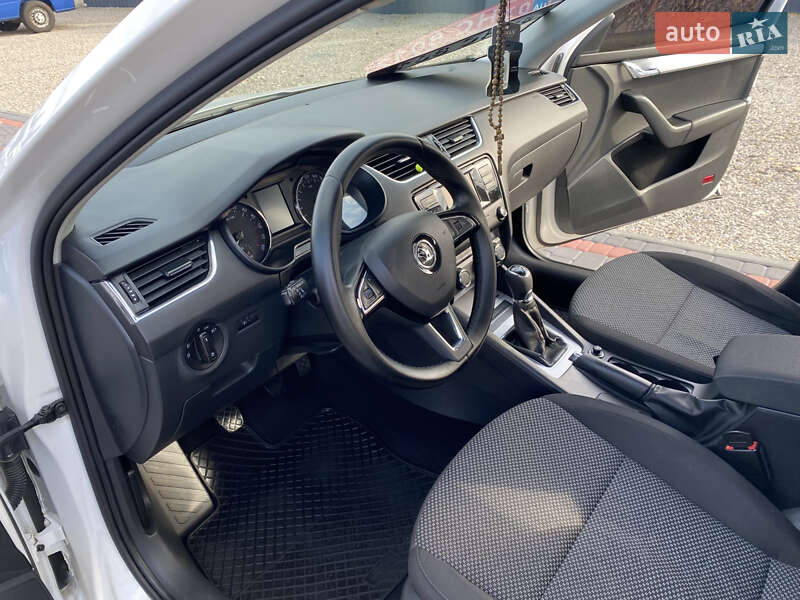 Лифтбек Skoda Octavia 2016 в Виноградове