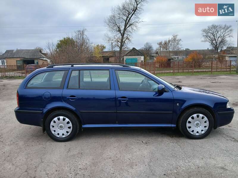 Универсал Skoda Octavia 2009 в Краснограде