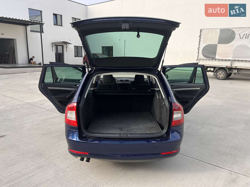 Универсал Skoda Octavia 2010 в Луцке