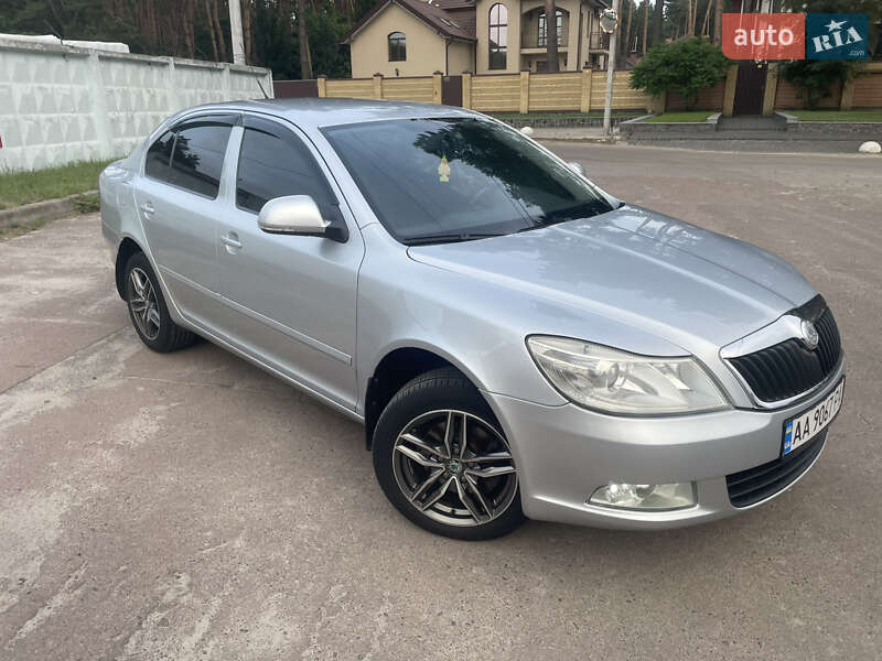 Лифтбек Skoda Octavia 2010 в Киеве фото 3 Лифтбек Skoda Octavia 2010 в Киеве