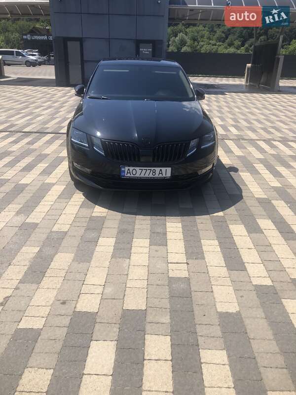 Лифтбек Skoda Octavia 2017 в Сваляве
