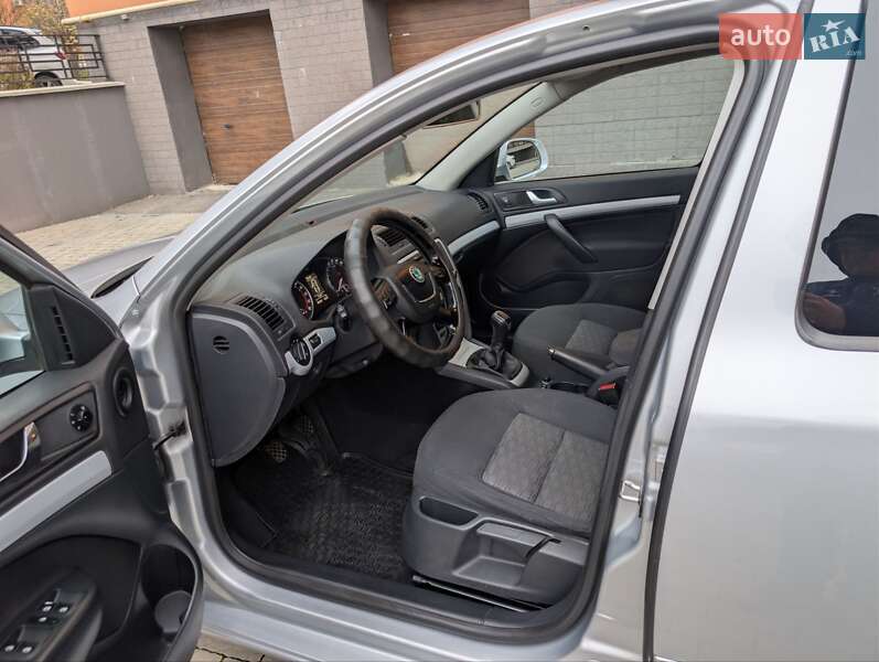 Лифтбек Skoda Octavia 2011 в Ивано-Франковске фото 41 Лифтбек Skoda Octavia 2011 в Ивано-Франковске