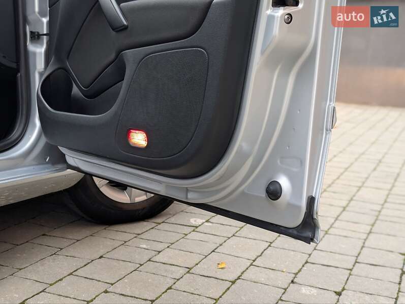 Лифтбек Skoda Octavia 2011 в Ивано-Франковске фото 46 Лифтбек Skoda Octavia 2011 в Ивано-Франковске