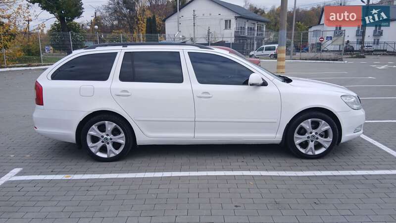 Универсал Skoda Octavia 2010 в Умани