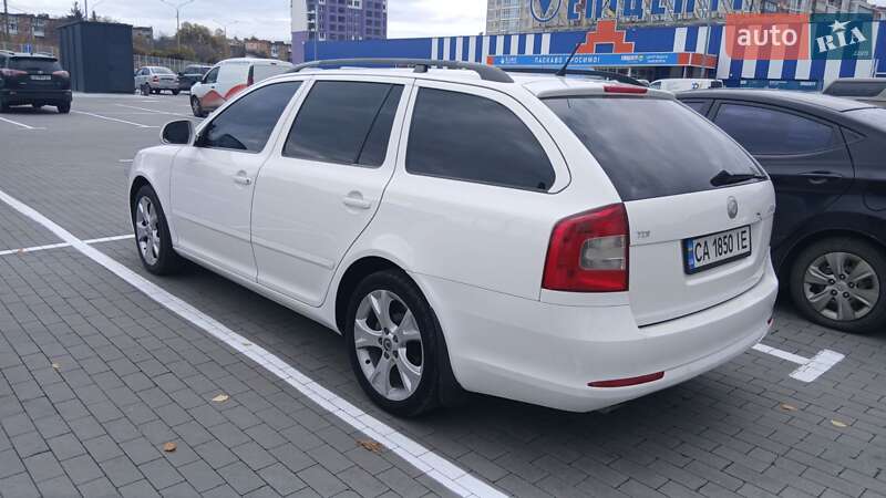 Универсал Skoda Octavia 2010 в Умани