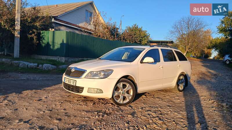 Универсал Skoda Octavia 2010 в Умани
