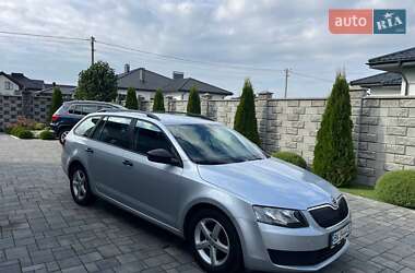 Универсал Skoda Octavia 2015 в Ровно