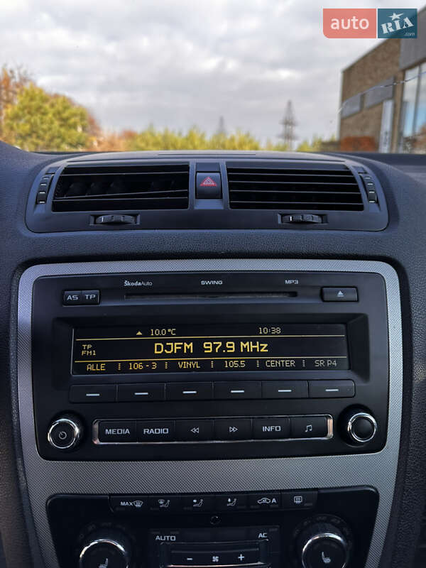 Универсал Skoda Octavia 2009 в Луцке фото 32 Универсал Skoda Octavia 2009 в Луцке
