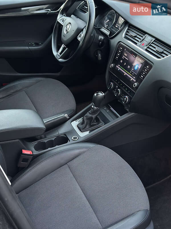 Универсал Skoda Octavia 2019 в Луцке