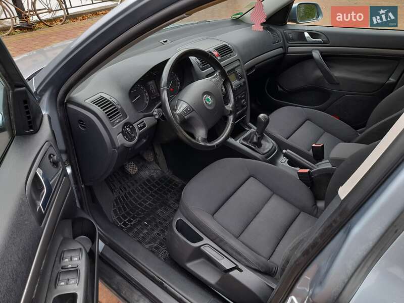 Ліфтбек Skoda Octavia 2004 в Жовкві фото 21 Ліфтбек Skoda Octavia 2004 в Жовкві