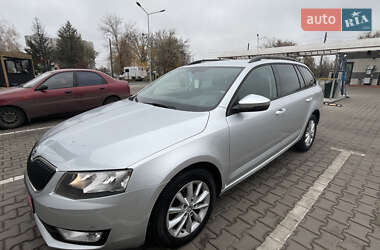 Универсал Skoda Octavia 2015 в Кривом Роге
