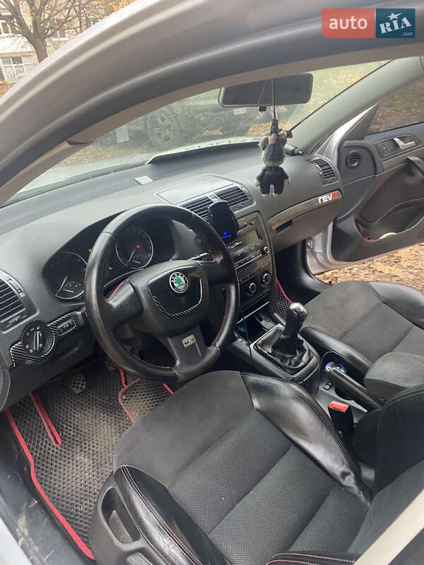 Лифтбек Skoda Octavia 2010 в Изюме фото 6 Лифтбек Skoda Octavia 2010 в Изюме