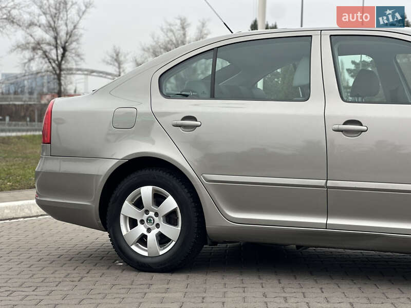 Лифтбек Skoda Octavia 2010 в Киеве фото 10 Лифтбек Skoda Octavia 2010 в Киеве