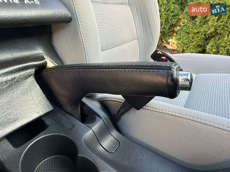 Универсал Skoda Octavia 2008 в Трускавце фото 47 Универсал Skoda Octavia 2008 в Трускавце