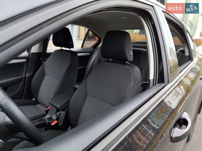 Лифтбек Skoda Octavia 2014 в Киеве