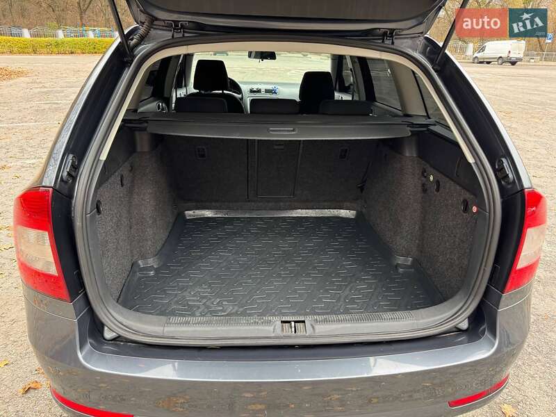 Універсал Skoda Octavia 2011 в Шишаках