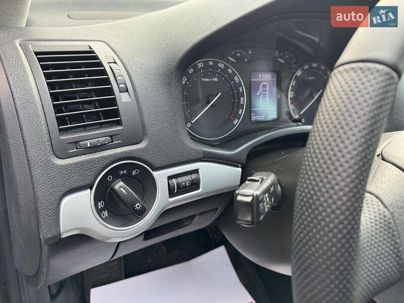 Универсал Skoda Octavia 2007 в Запорожье