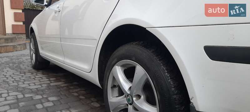 Универсал Skoda Octavia 2008 в Глухове