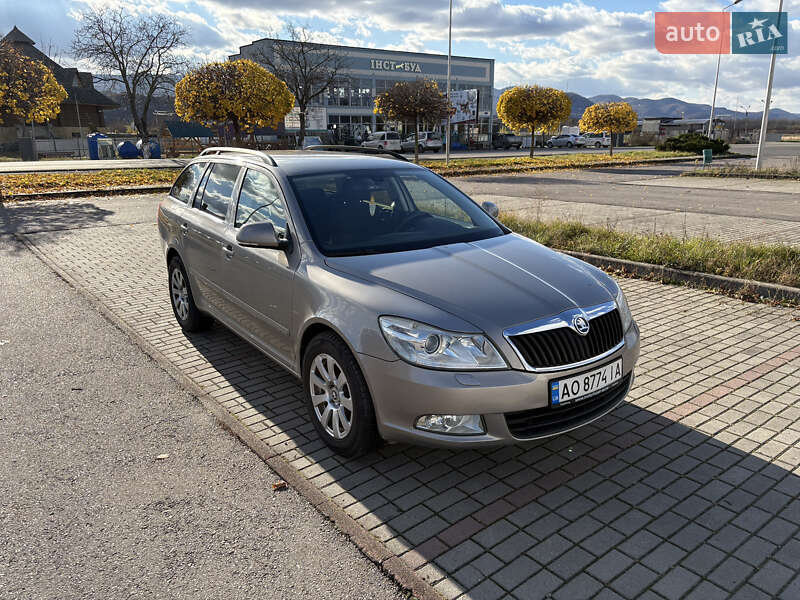 Универсал Skoda Octavia 2010 в Тячеве фото 2 Универсал Skoda Octavia 2010 в Тячеве